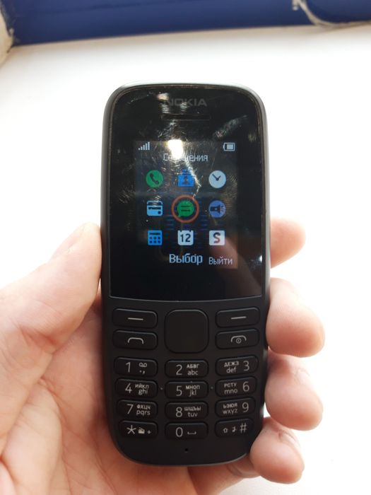 Nokia 105 кнопочный телефон