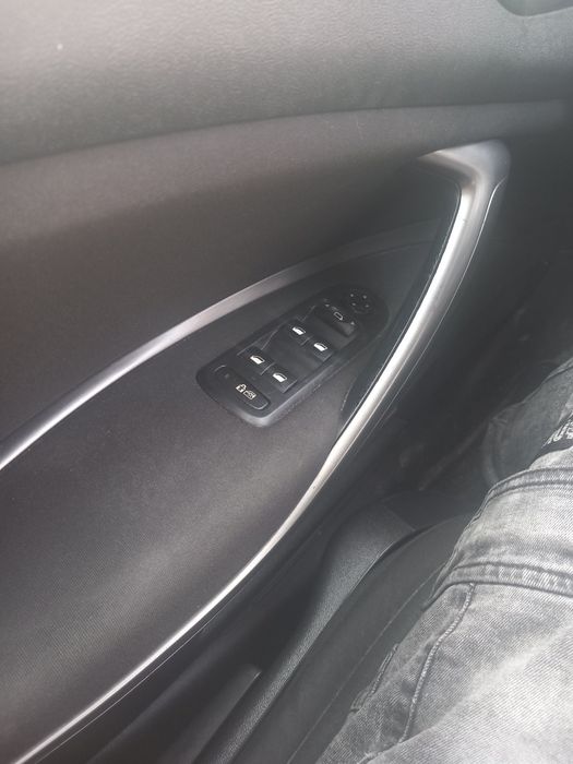 Vand citroen c5 1.6 diesel 109 cai