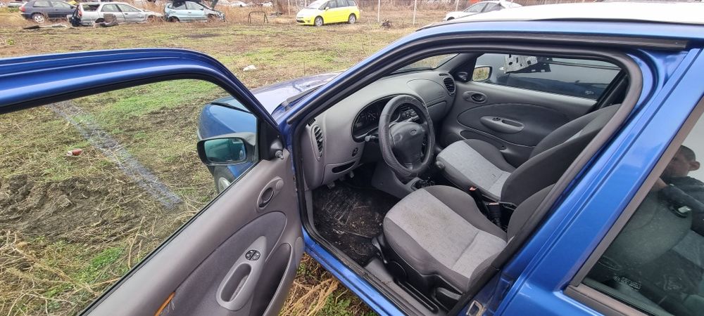Форд феста  на части 1.2 или 1.1 бензин ford fiesta