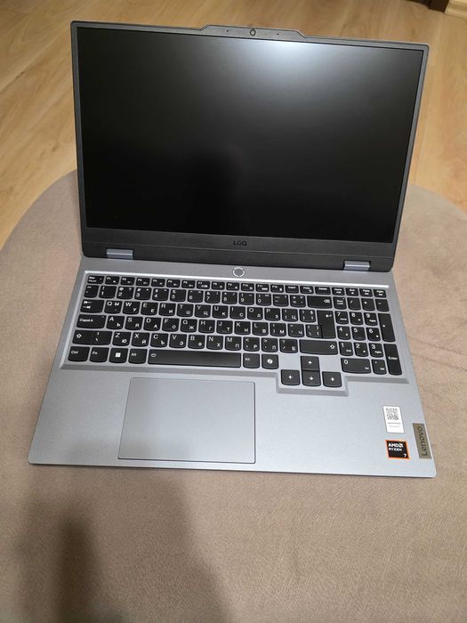 Лаптоп Lenovo LOQ 15AHP9, AMD Ryzen 7 8845HS, NVIDIA RTX 4050 6GB