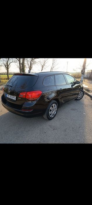 Vând Opel Astra j, 1 7 tdi