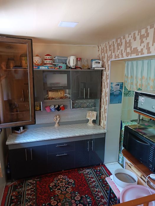 Uy sotiladi 3 mikrarayonda