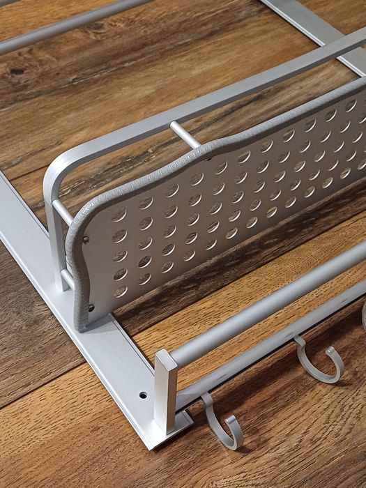 Raft de baie din aluminiu, suport cu 3 etaje , recipiente si prosoape