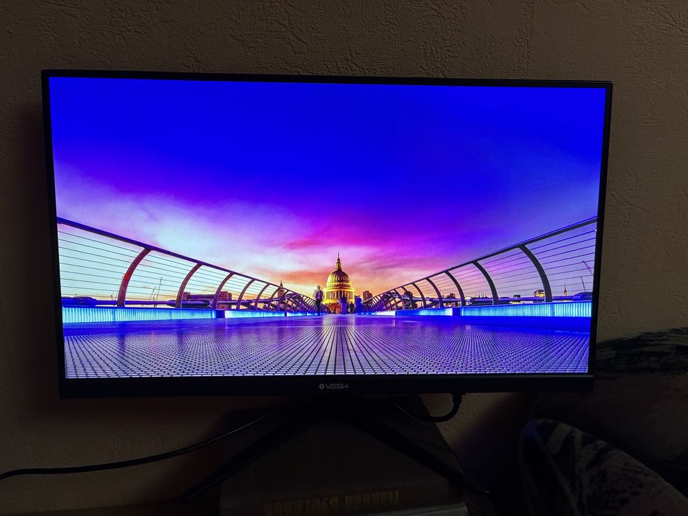 Монитор компьютерный vega