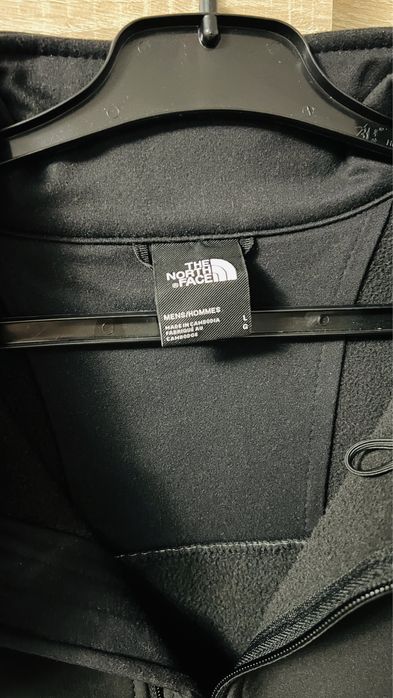 Jacheta The North Face ( nu Columbia, nu Jack Wolfskin )
