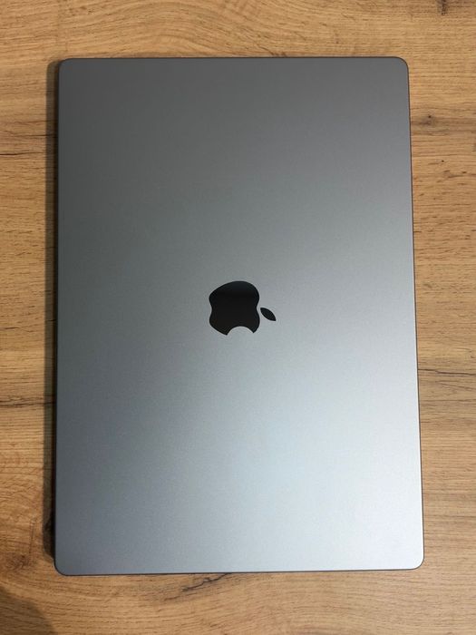 MacBook Pro 16 M1 Pro 512GB RAM 16GB Space Gray