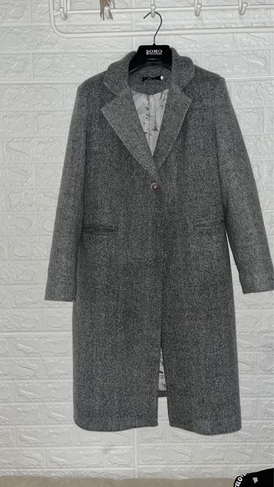 Продам пальто женский