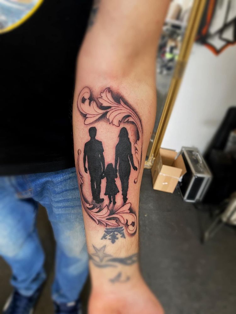 Tatuaje Permanente targu jiu