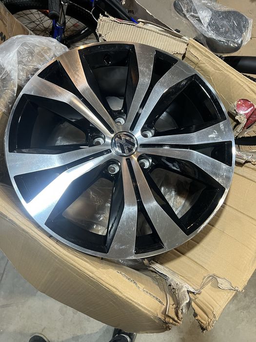 Продам 1 диск r19 на volkswagen touareg