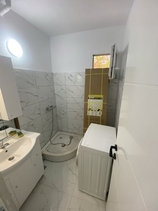 Apartament 4 Camere str Delinesti, et 4