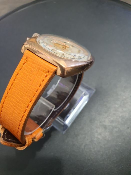 Cauny prima valjoux servisat