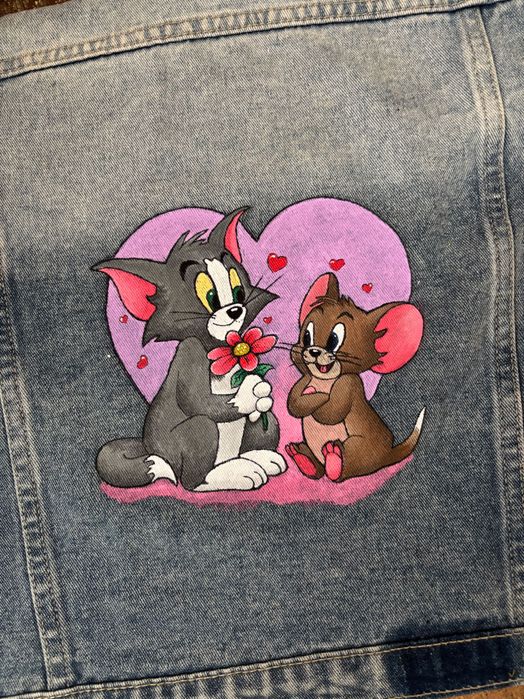 Ръчно рисувани дрехи