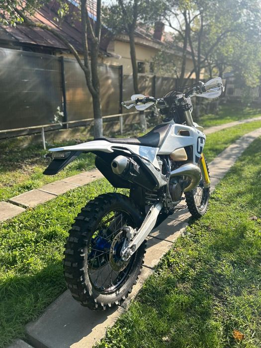 Vând husqvarna te 300 tpi 2020