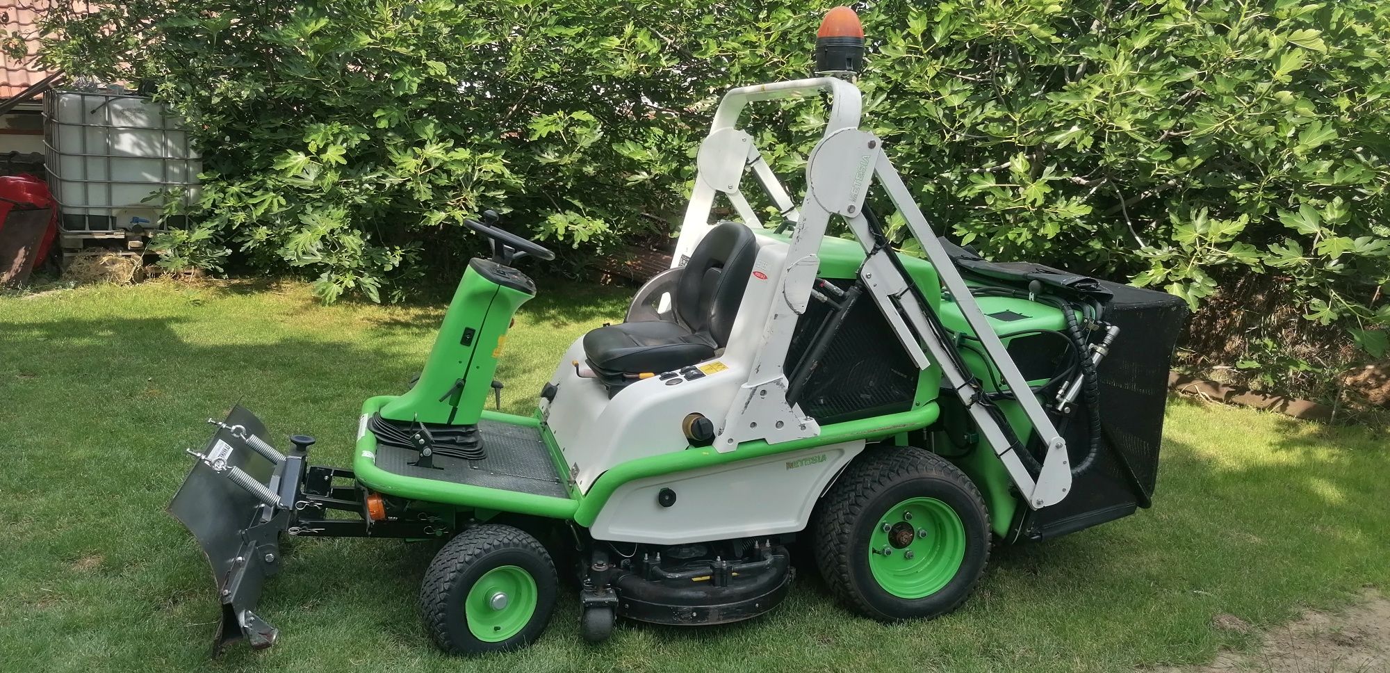 Трактор косачка ETESIA 124 D хидро