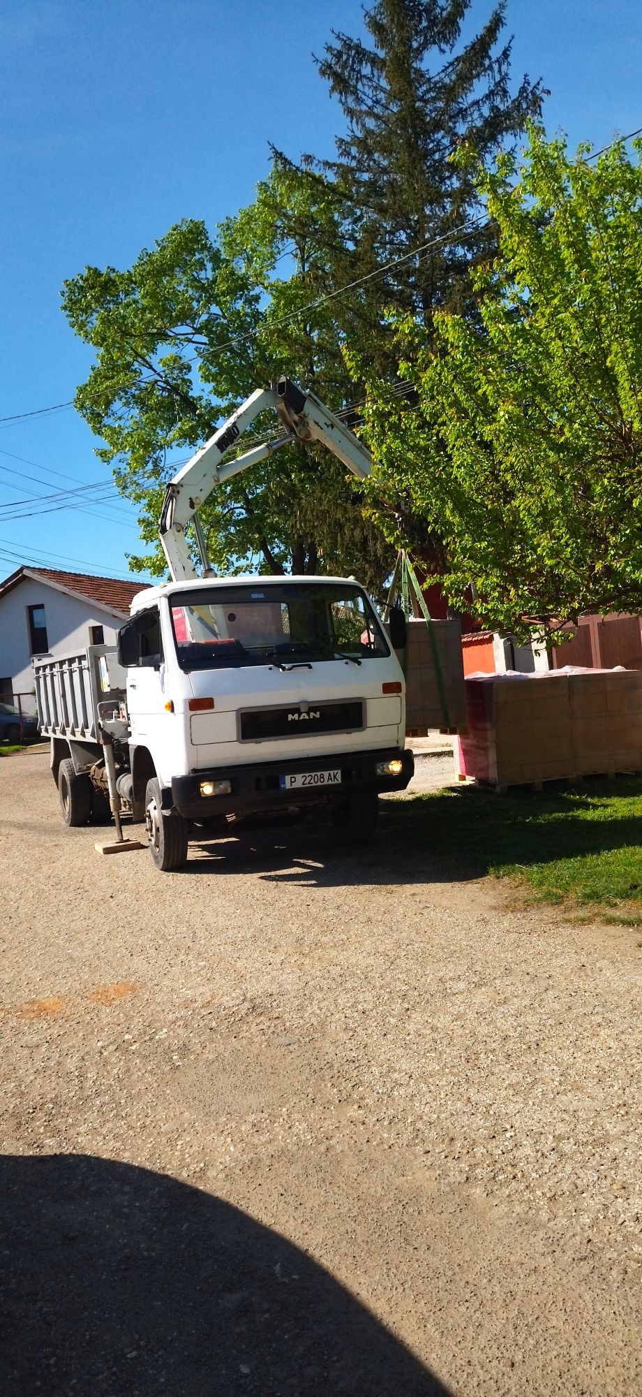 Услуги със самосвал