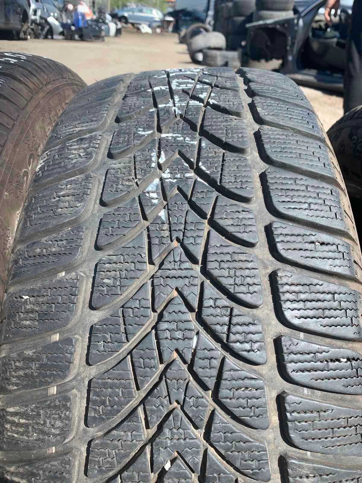 4 броя зимни гуми Dunlop 225/55 R17 Dot 5116 ном 47