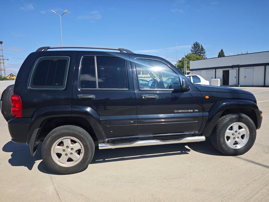 Jeep Cherokee kj 2.5