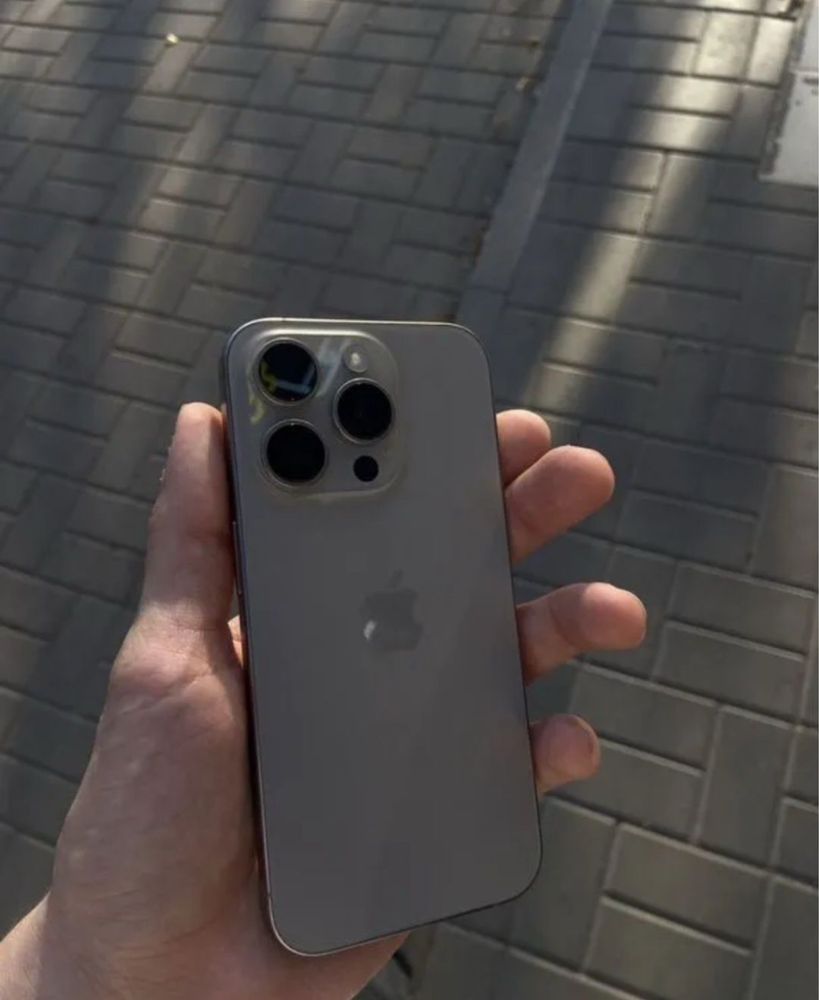 Iphone 15 pro.