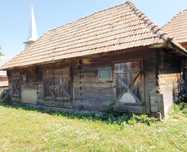 Casa de lemn vechi