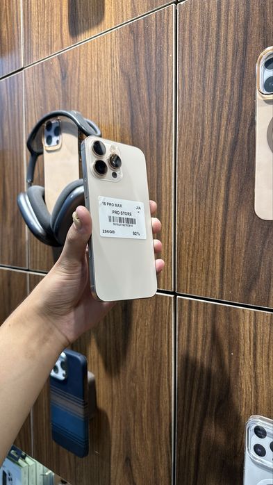 iphone 16 pro max 256gb 92% Naxt va Nasiya savdo