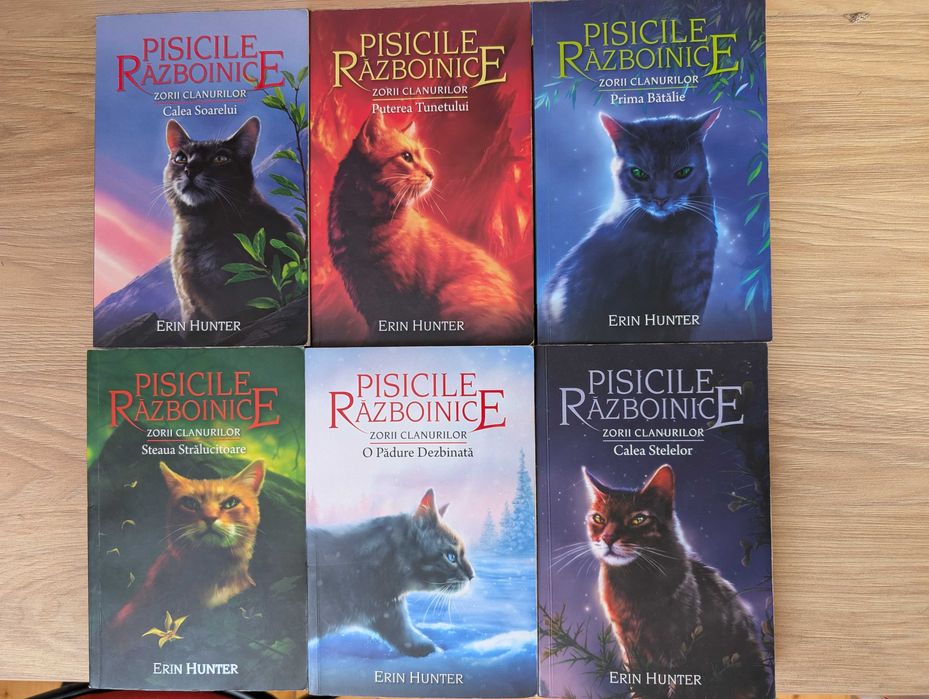 Vând cărți Pisicile Războinice