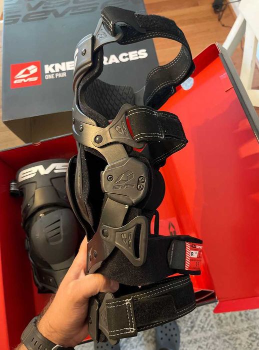 Наколенки за мотор - EVS AXIS - Мото наколенки за мотокрос и ендуро