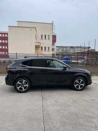 Nissan Qashqai 1,3 benzina , hibrid .4x4  , an 2022