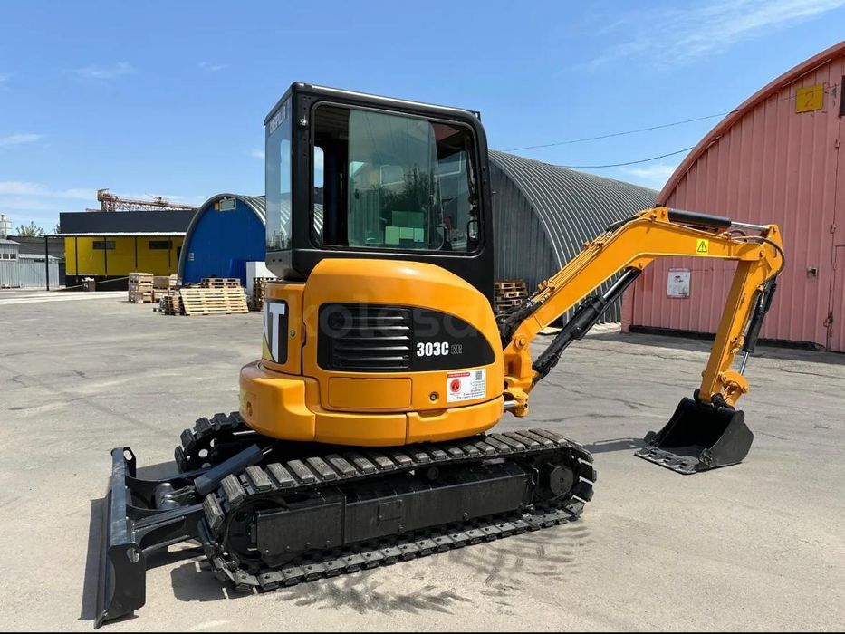 Услуги аренда мини экскаватора. Блоха