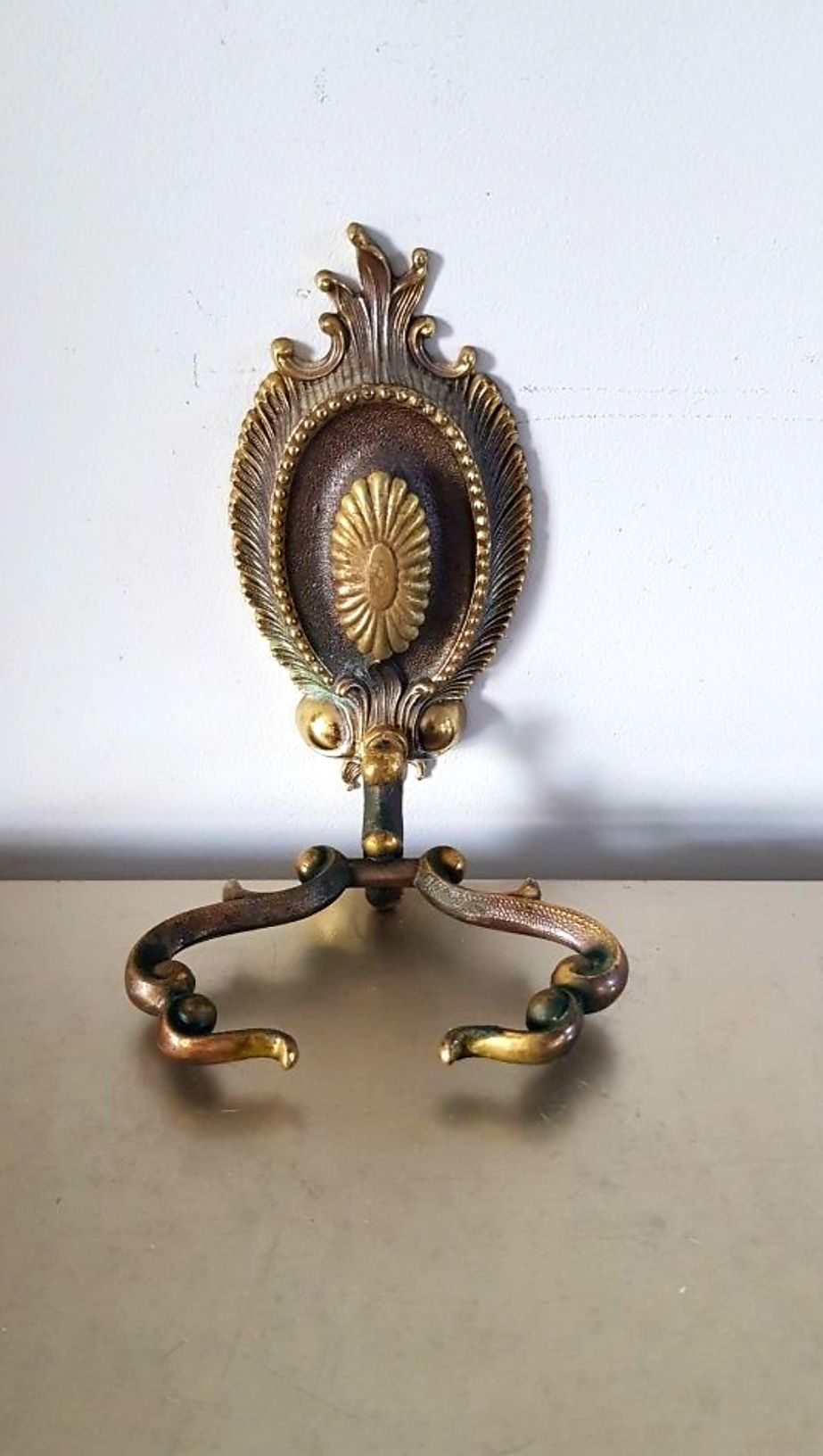 Set vechi din bronz  pentru baie