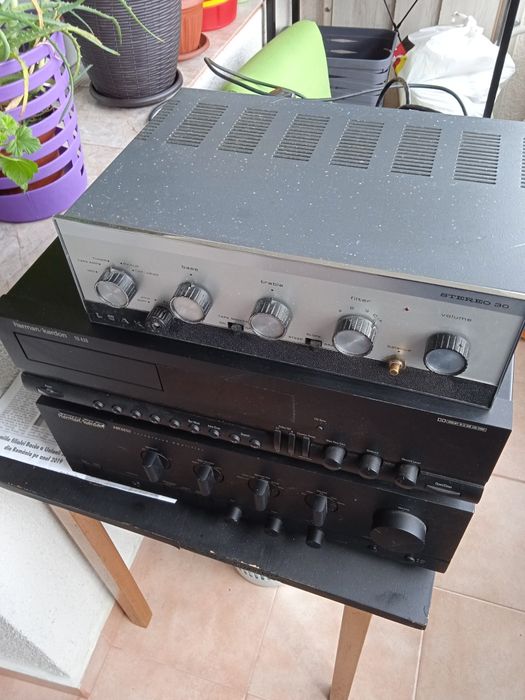 Harman, Leak, pioneer, sanyo amplif