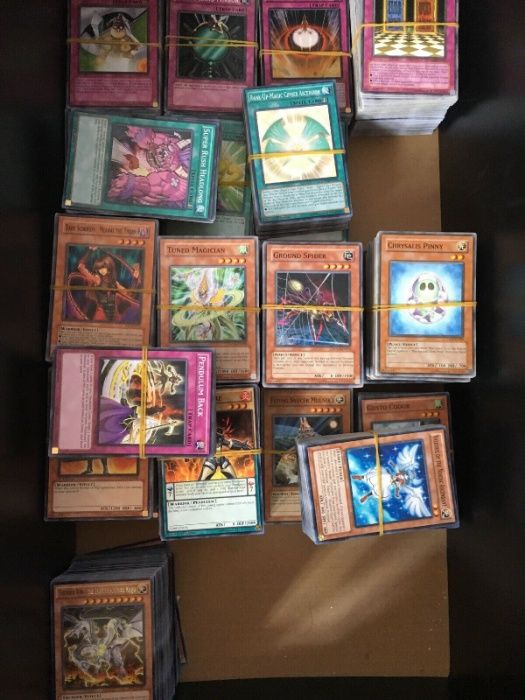 Оригинални Yu-Gi-oh! карти лотове rares holofoils super rare common