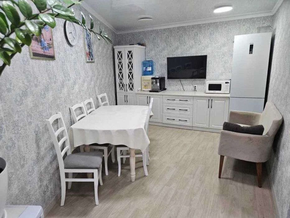 Продам 4х ком квартиру в мкр. Западном