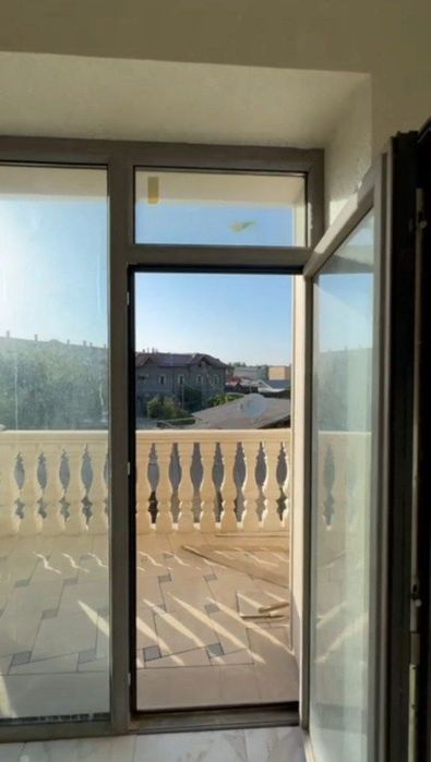 Sotiladi Дом Мирабад Махаля Карасу 8,21 сотки 3 уровня ор. Рисовый