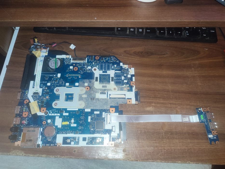 Placa de baza Acer Aspire E1-571 E1-531 Travelmate P253-M - i-uri gen3