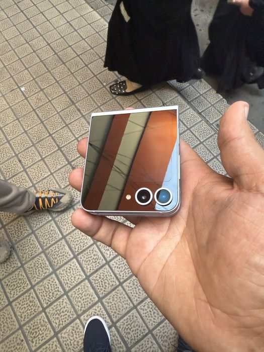 Samsung Z Flip 6 holati idiyal imea kalari otgan