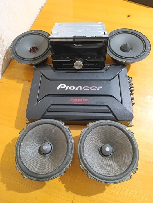 Kalonka, mafon, uselitel komplekt