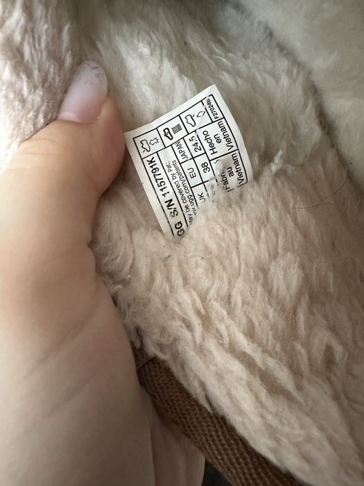 Vand UGG platform 38