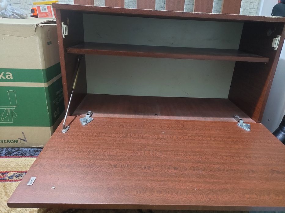 Продам прихожую.