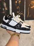 Adidasi Barbati Louis Vuitton Trainer Negru & Alb!
