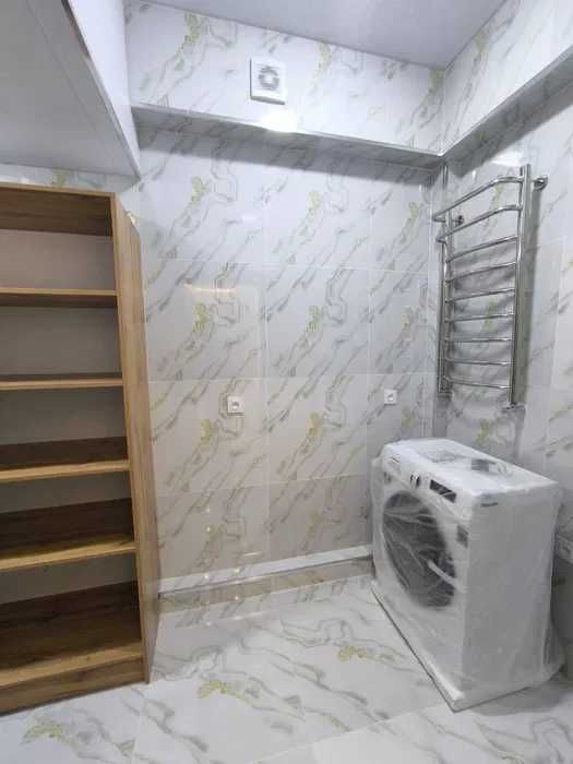 Срочно! Сдается 2-ком квартира в Сергелийском рн, ТЦ Голден Лайф 381*