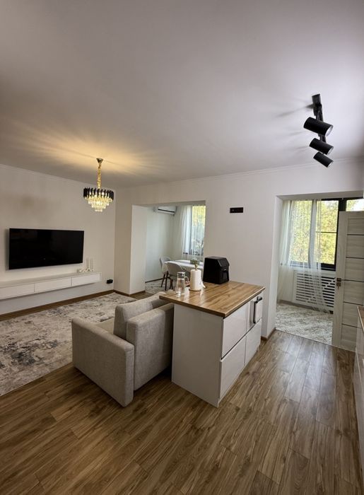 Kvartira продается 2в3/4/4 на Глинке