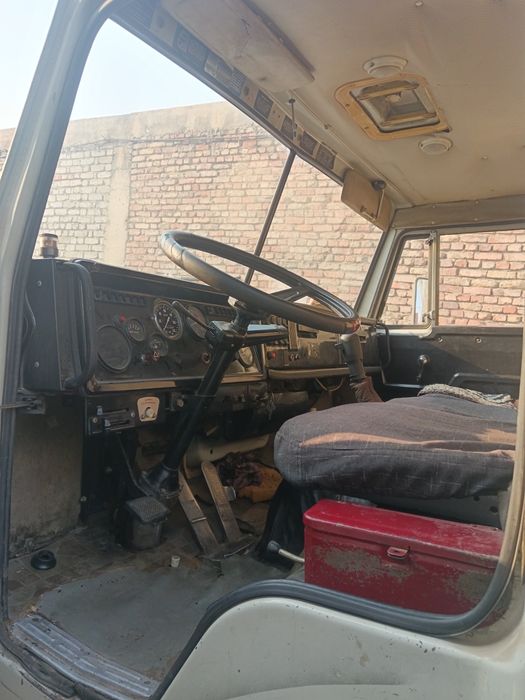 Камаз сотилади 18000 $ ками бор