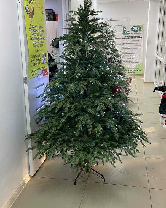 Ёлка 180 см литая  100% литая