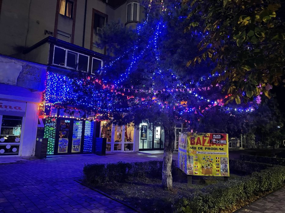 Vand afacere la cheie likidare marfa pret bun