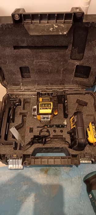 Laser Dewalt DCE089G