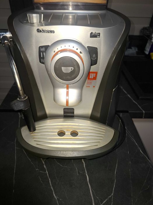 Expressor cafea saeco