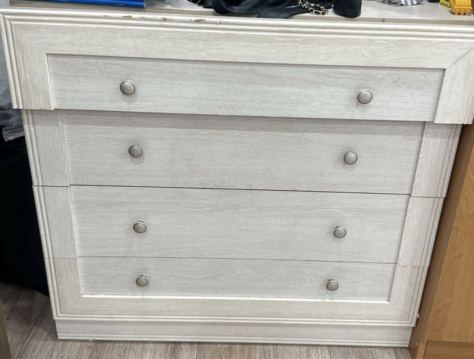 Продам шкаф и комод