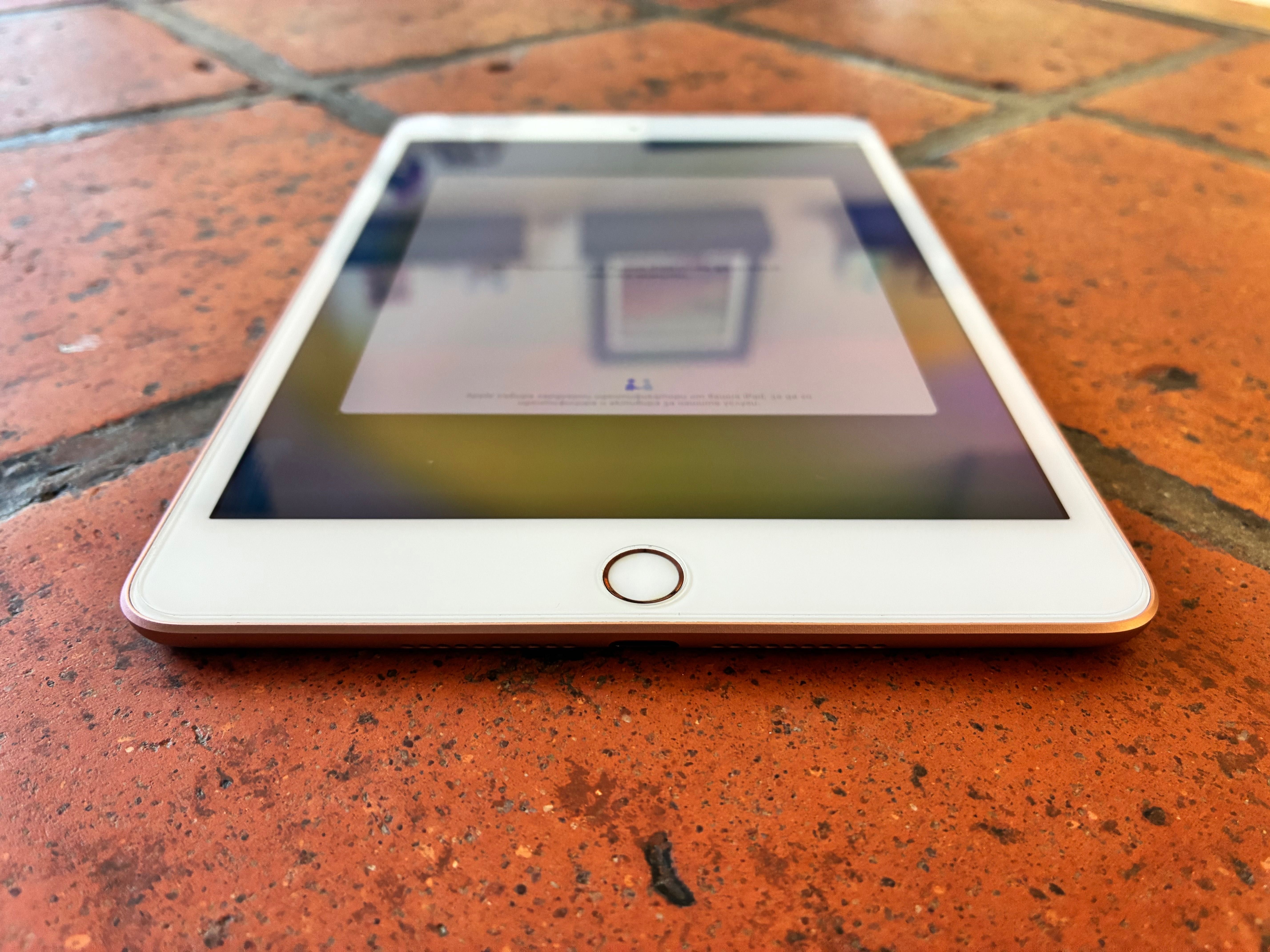 iPad mini 5 на 64gb, model A2133 WIFI