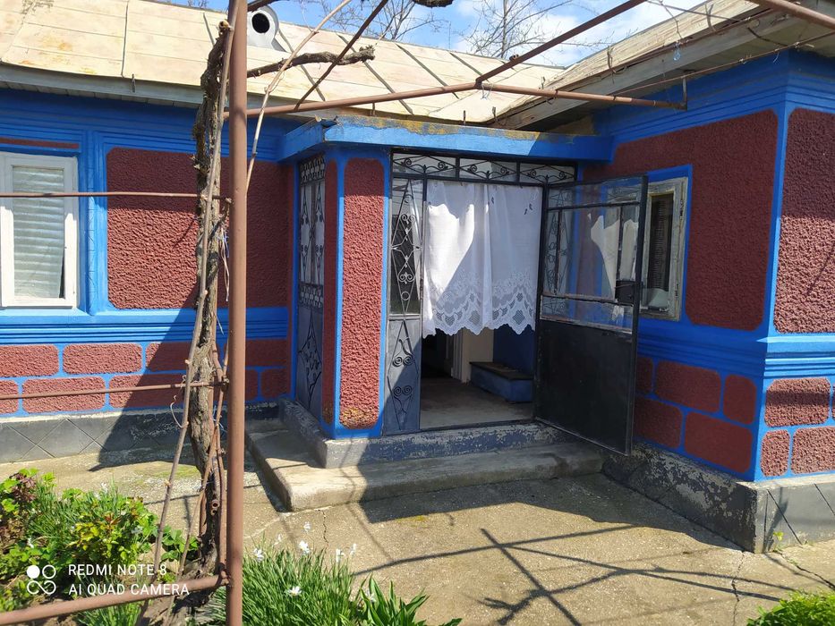 Vand casa batraneasca locuibila