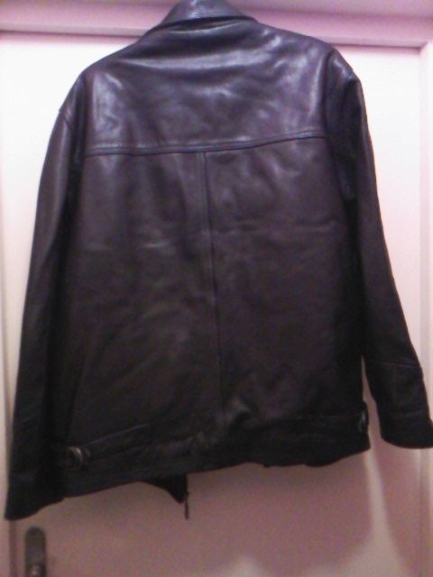 Geaca piele neagra barbati matlasata Ciro Citterio Anglia vezi Publi